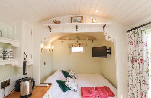 Woodbridge House | Woodlands Retreat Shepherd's Hut