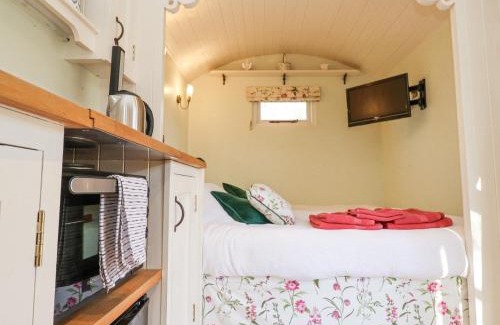 Woodbridge House | Woodlands Retreat Shepherd's Hut