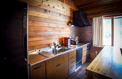 Hokujo Cottage | Woodpecker Chalet