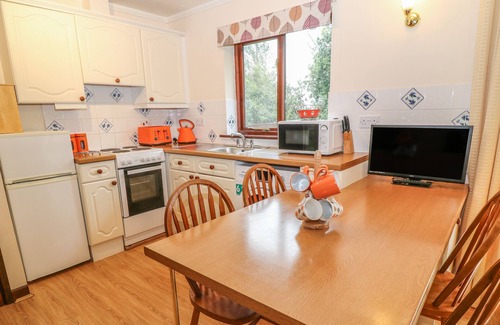 Holsworthy House | WOODPECKER, pet friendly, with a garden in Ashwater