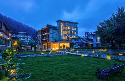 New Manali Hotel | Woodrock Luxury Boutique Hotel