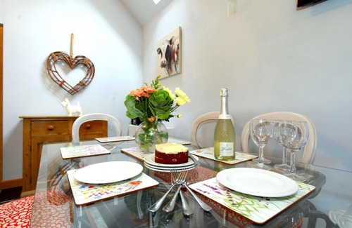 Bradbourne House | Woodshed Cottage