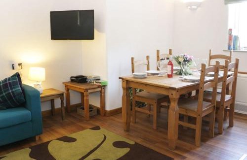 Newtown House | Woodside Cottage