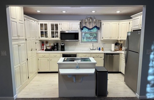 Bronston Condo | Woodson Bend, Condo 7-3 Extremely Large, with 1 Bedroom & 1 Full Bath, Sleeps 6