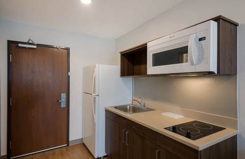 Walnut Creek Business Park Hotel | Woodspring Suites Austin Central