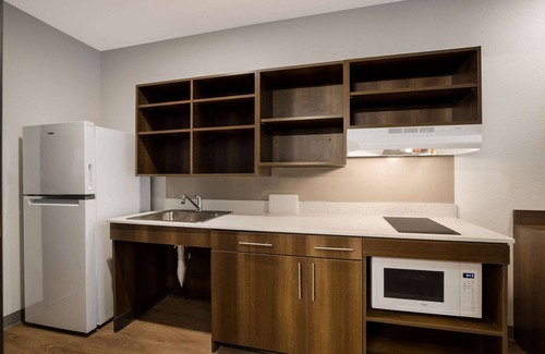 Moreno Valley Hotel | WoodSpring Suites Moreno Valley