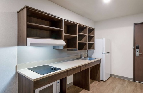 Mesa Hotel | Woodspring Suites Mesa Chandler