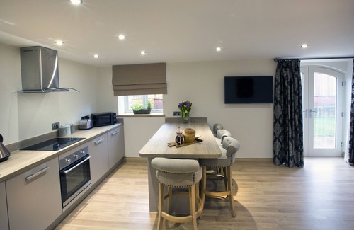 Astbury Cottage | Woodspurge - Superb Country Barn Conversion With Access to an Indoor Heated Pool