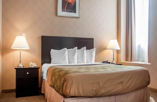 Woodstock Hotel | Woodstock Inn and Suites