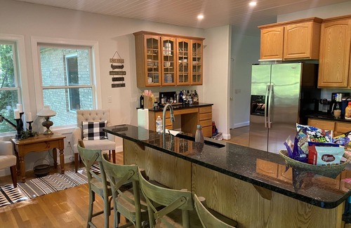 Winchester House | Woodsy 6br Lake House W/Dock Near Twin Creeks