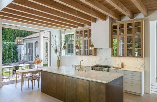 Sherman Oaks House | Woodvale Rd- Royal Oaks Retreat with Guest House & Captivating Views