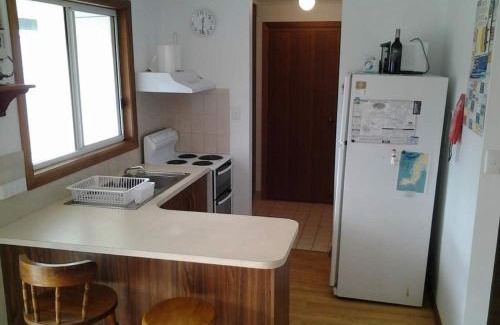 Dalrymple House | Wool Bay Retreat - quiet location!