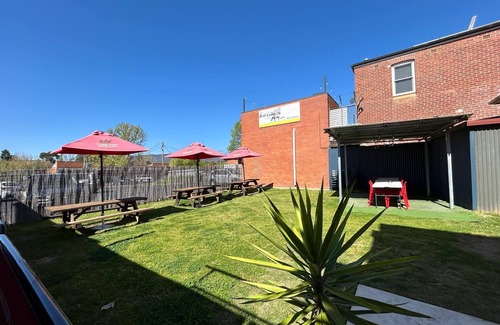 Tumut Hotel | Woolpack Hotel Tumut