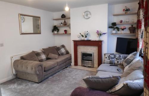 Lower Wick House | Worcester Town Home & Garden