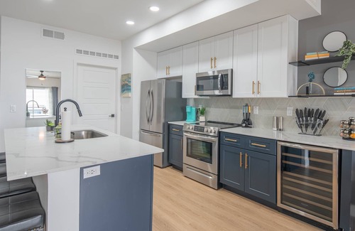 Desert View Village Condo | Work Here. Swim Here. Stay Here. Pool Laundry
