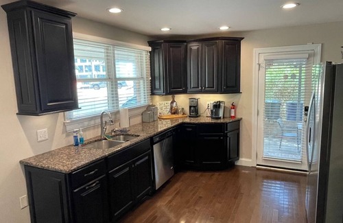 North Hills House | Work + Play at North Hills | Relax, Shop, & Dine