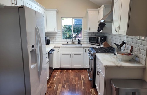 Upper Seabright House | Work/Play in Furnished Santa Cruz Home