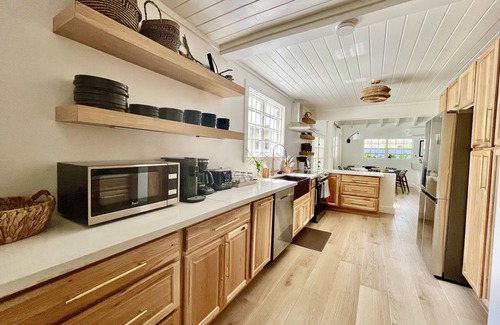 Nassau House | WOW STYLISH! Next2Bahamar: Pickleball, PrvPool, HotTub + Beachlife & Restaurants