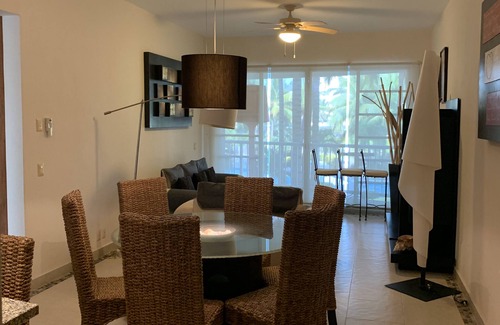 Playa Diamante Apartment | Woww Departamento Acapulco Diamante and Mayan Lakes; Private