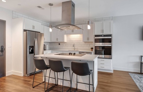 Donelson Apartment | Wranglers Rest: Brand Studio Apartment!