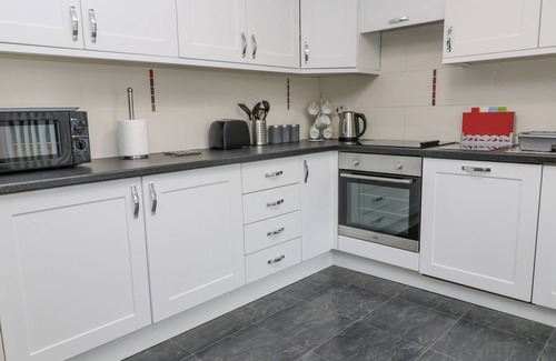 St. Ann's Chapel House | WREN'S NEST MANORCOMBE, pet friendly, with pool in Gunnislake