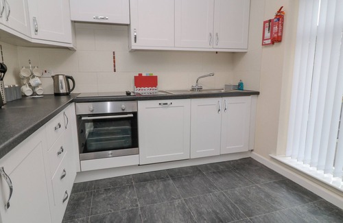St. Ann's Chapel House | WREN'S NEST MANORCOMBE, pet friendly, with pool in Gunnislake