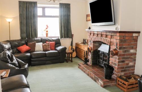 Angelbank House | Wrens Nest