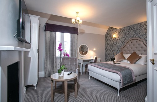 Uckinghall Hotel | Wroxall Abbey Hotel