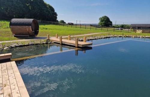 Kidwelly House | Wrth y Nant