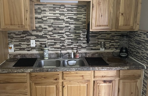 Wyandotte House | Wyandotte River Manor