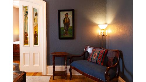 Cimarron Hotel | Wyatt Earp - Historic Hotel