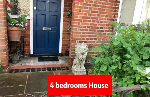 St Albans Apartment | Wynchlands 4 Bedroom House in St Albans City
