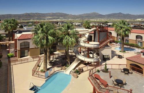 Biggs Field Hotel | Wyndham El Paso Airport and Water Park