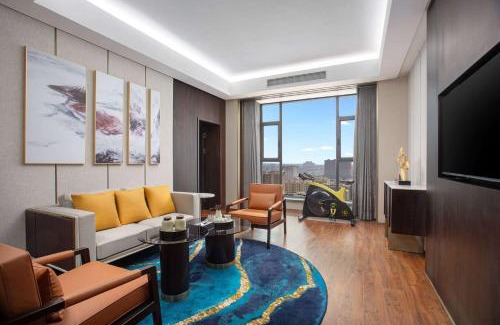 Fukang Hotel | Wyndham Garden FuKang Downtown