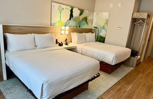 Tampa Hotel | Wyndham Garden Tampa Fairgrounds/Casino