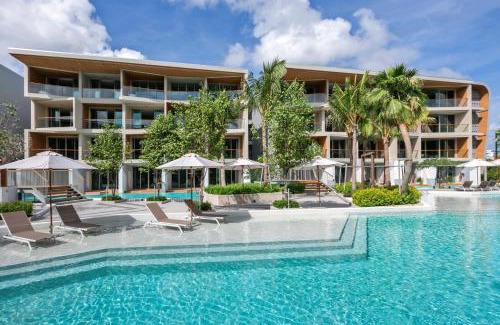 Nai Harn Hotel | Wyndham Grand Nai Harn Beach Phuket