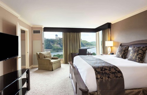 Downtown Pittsburgh Hotel | Wyndham Grand Pittsburgh Downtown