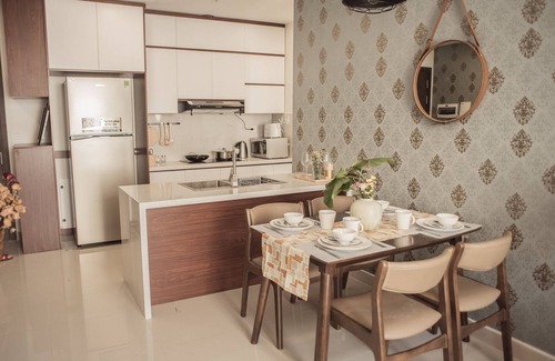 Bach Dang Riverside Apartment | Xi House Rivergate 1805-city center-free gym/pool