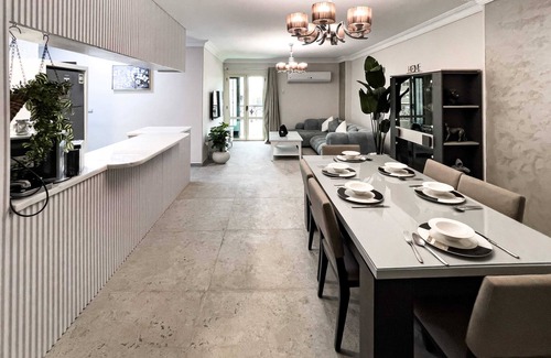 Qasr an-Nil Apartment | Xuru Stay I Elegant & Modern 3 BDR Apt. @ Heliopolis