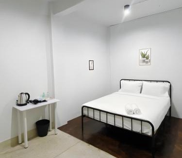 San Chao Pho Suea Apartment | XX BAO San Chao Pho Suea - ศาลเจ้าพ่อเสือ