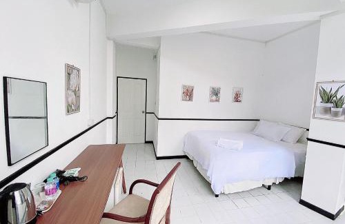 Talat Noi Apartment | XX GO INN MRT Hua Lamphong China Town