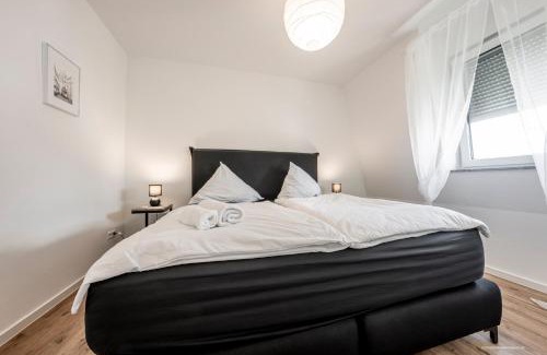 Hockenheim Apartment | XXL Design-Appartement Artdesign - 8 Pers - nähe Speyer Mannheim Heidelberg