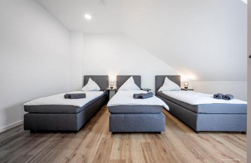 Hockenheim Apartment | XXL Design-Appartement Artdesign - 8 Pers - nähe Speyer Mannheim Heidelberg