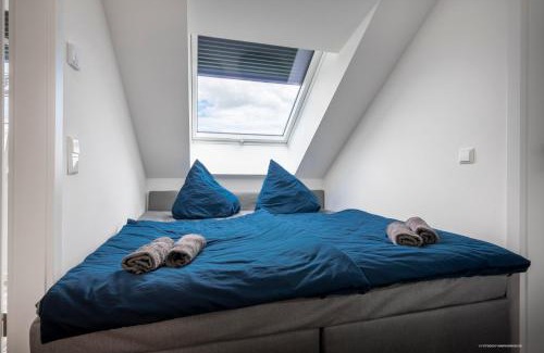 Hockenheim Apartment | XXL Design-Appartement Artdesign - 8 Pers - nähe Speyer Mannheim Heidelberg