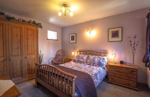 Tremain House | Y Beudy Crymych