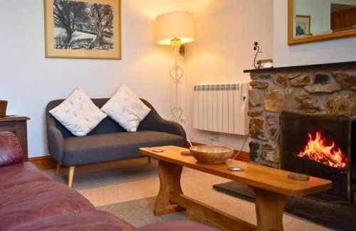Goodwick House | Y Bwthyn Fishguard