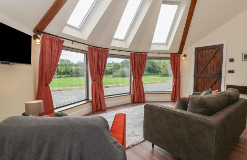 Cribyn House | Y Cwlwm - The Celtic Knot