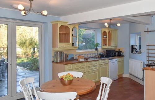 Denbigh House | Y Ddol