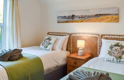 Denbigh House | Y Ddol