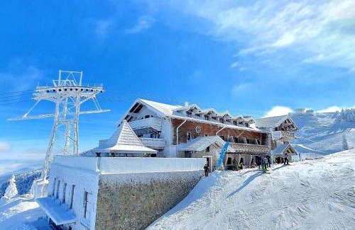 Rasnov Hotel | Yager Chalet